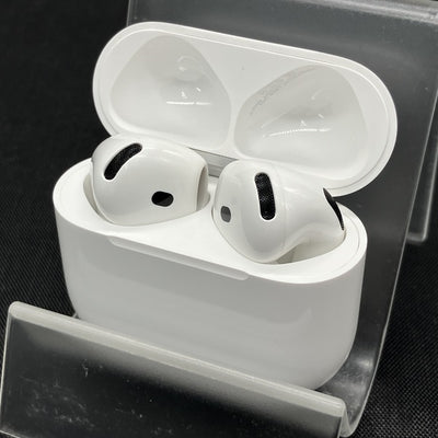 【中古】AirPods 4 MXP93J/A（アクティブノイズキャンセリング搭載）【日本橋】