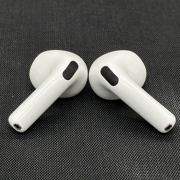 【中古】AirPods 4 MXP93J/A（アクティブノイズキャンセリング搭載）【日本橋】
