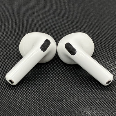 【中古】AirPods 4 MXP93J/A（アクティブノイズキャンセリング搭載）【日本橋】