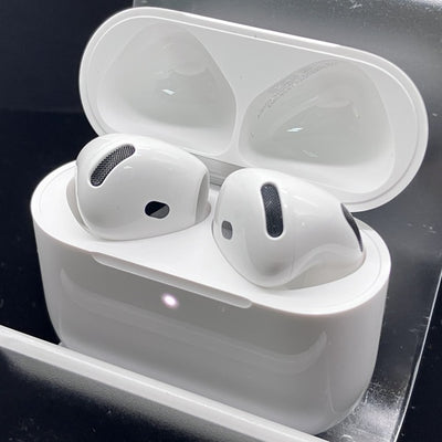 【中古】AirPods 4 MXP93J/A（アクティブノイズキャンセリング搭載）【日本橋】