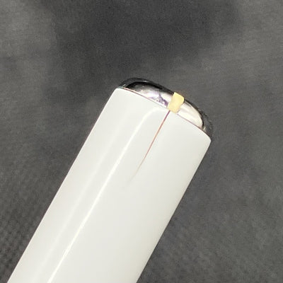 【中古】AirPods with Charging Case MV7N2J/A【日本橋】