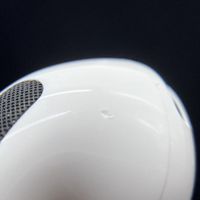 【中古】AirPods 4 MXP93J/A（アクティブノイズキャンセリング搭載）【日本橋】