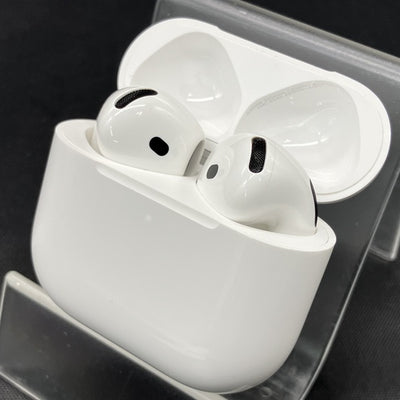 【中古】AirPods 4 MXP63J/A【秋葉原】