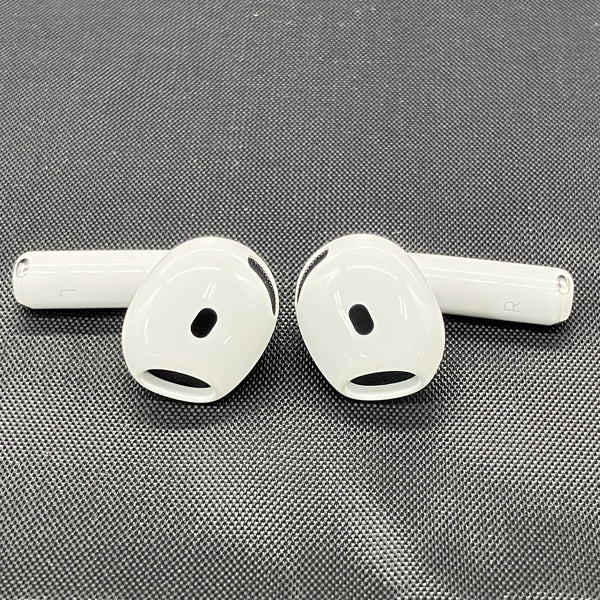 【中古】AirPods 4 MXP63J/A【秋葉原】