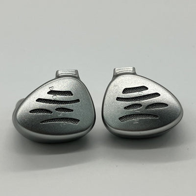 【中古】Wind 銀 (4.4mm)（ケーブル欠品）【秋葉原】