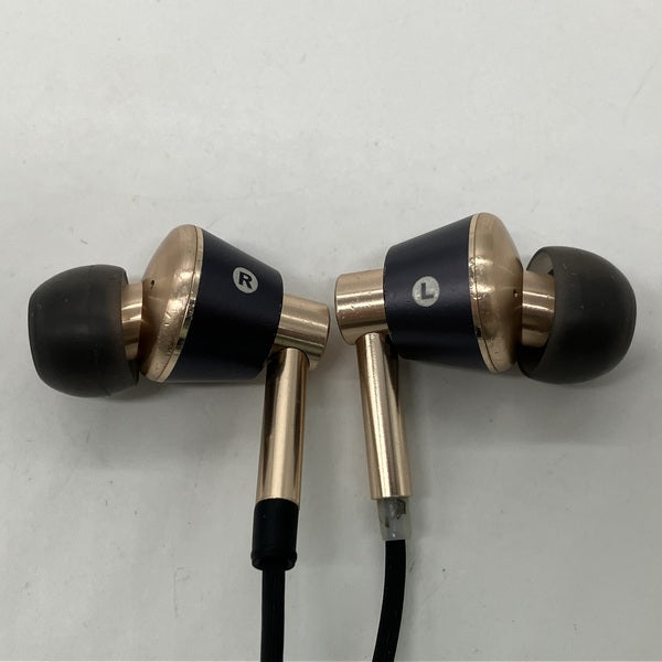 【中古】E1001 Triple-Driver In-Ear Headphones ゴールド【秋葉原】