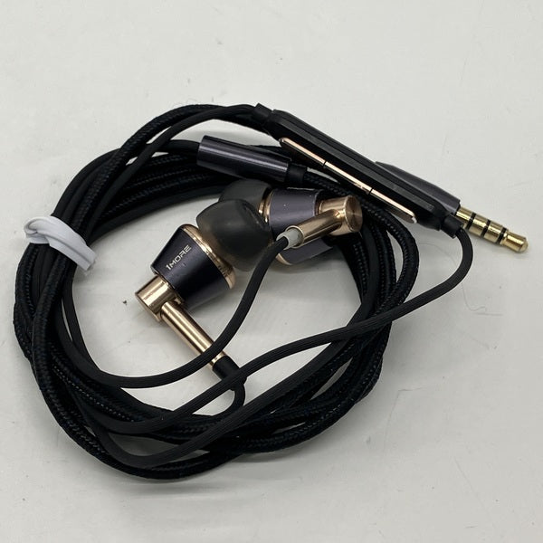 【中古】E1001 Triple-Driver In-Ear Headphones ゴールド【秋葉原】