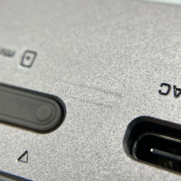【中古】M7 チタニウム【日本橋】