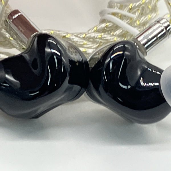 【中古】EM10【秋葉原】