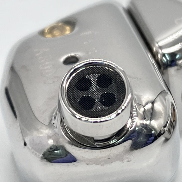 final 【中古】A8000 【FI-A8DSSD】【秋葉原】 – e☆イヤホン