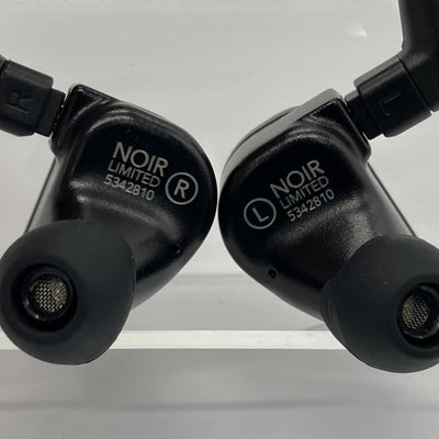 【中古】Fourt  Noir 【64A-8021】【秋葉原】