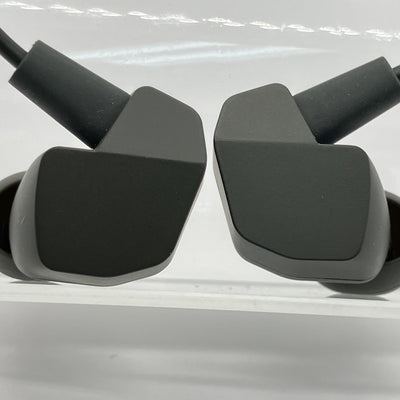 【中古】VR2000 for Gaming 【FI-VR2DPLDO】【日本橋】