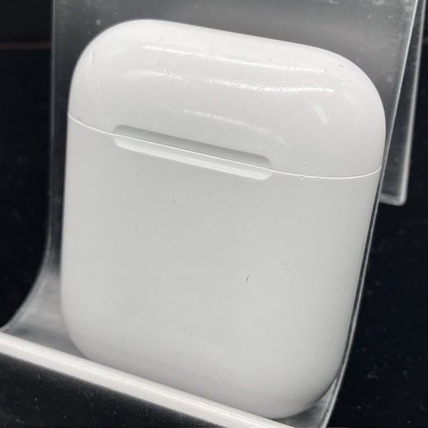 【中古】AirPods with Charging Case MV7N2J/A【名古屋】