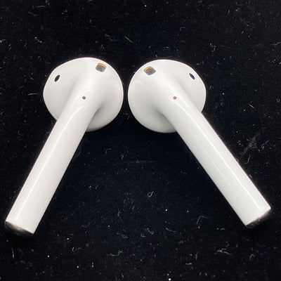 【中古】AirPods with Charging Case MV7N2J/A【名古屋】