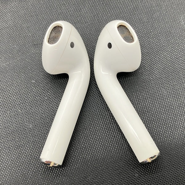 【中古】AirPods with Charging Case MV7N2J/A【仙台】
