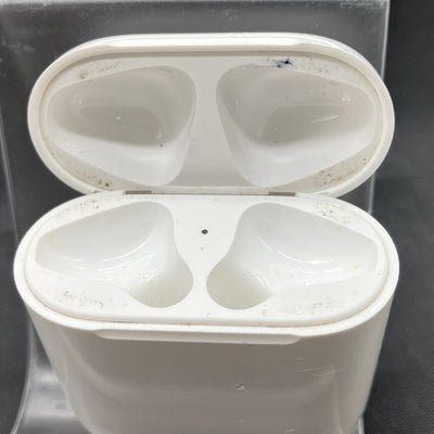 【中古】AirPods with Charging Case MV7N2J/A【仙台】