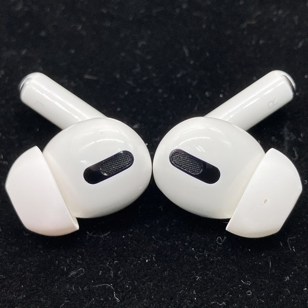 イヤホン Apple AirPods Pro MLWK3J/A Apple AirPods Pro MLWK3J/A MagSafe充電ケース付き 【送料無料