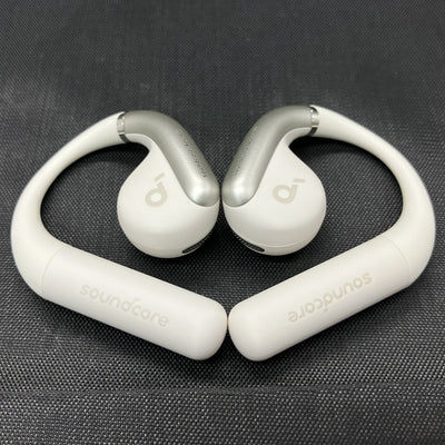 【中古】Soundcore AeroFit ホワイト 【A3872N21】【秋葉原】