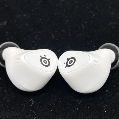 【中古】Arctis GameBuds White 【61682J】【秋葉原】
