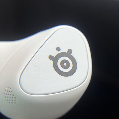 【中古】Arctis GameBuds White 【61682J】【秋葉原】
