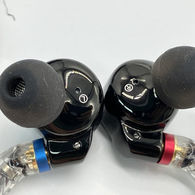 【中古】FD15 Black 【FIO-IEM-FD15-B】【秋葉原】
