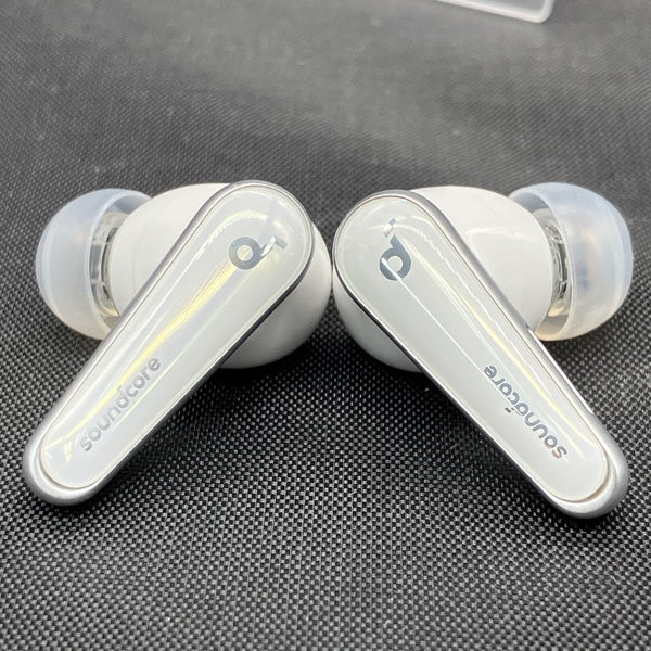 ANKER sound core A3953 中古 Anker 【中古】Soundcore Liberty 4 クラウドホワイト