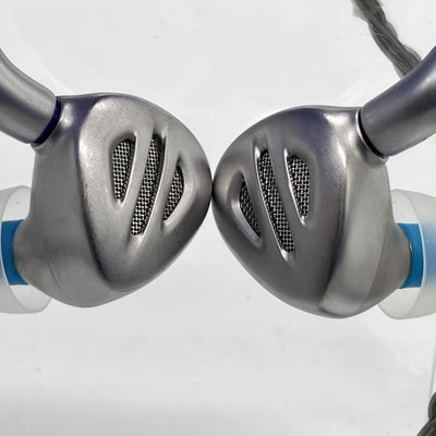 【中古】FH9 Titanium 【FIO-IEM-FH9-T】【秋葉原】