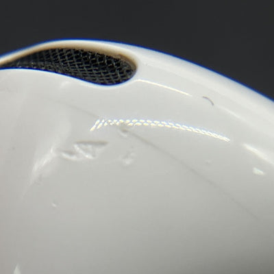 【中古】AirPods 4 (R側)（アクティブノイズキャンセリング搭載）【日本橋】