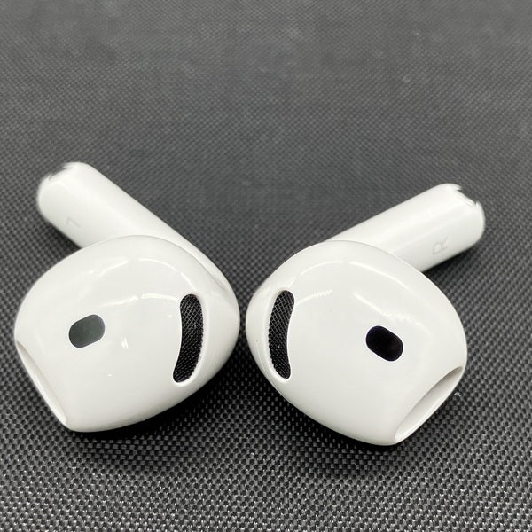 【美品】AirPods 4 D7673 ANC搭載 MXP93J/A アクティブノイズキャンセリング搭載AirPods 4（MXP93J）/Apple