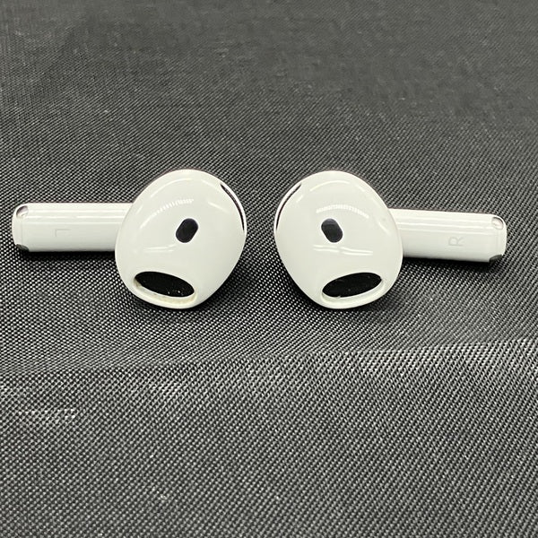 【中古】AirPods 4 MXP93J/A（アクティブノイズキャンセリング搭載）【名古屋】