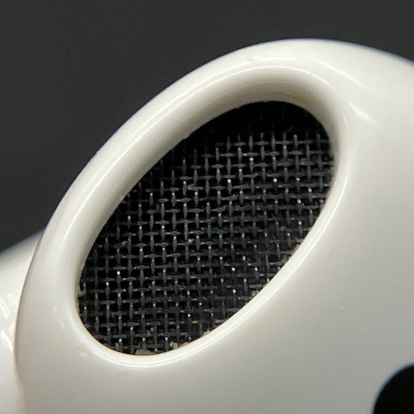 【中古】AirPods 4 MXP93J/A（アクティブノイズキャンセリング搭載）【名古屋】