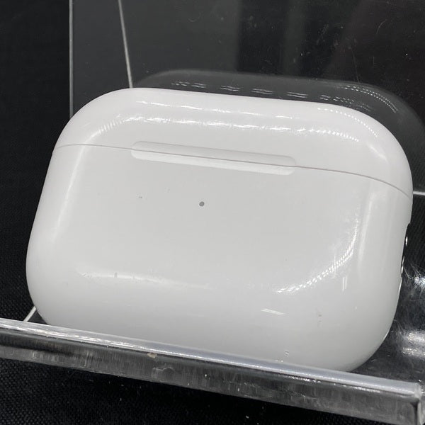 【中古】MagSafe充電ケース(USB-C)付きAirPods Pro(第2世代) MTJV3JA【秋葉原】
