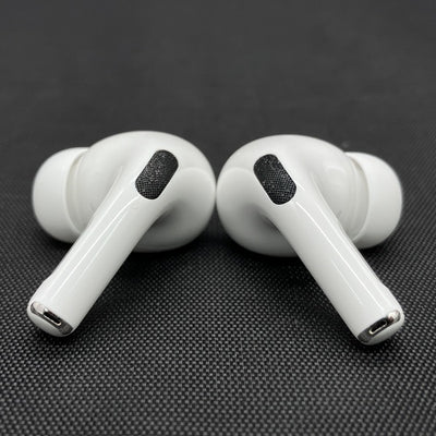 【中古】MagSafe充電ケース(USB-C)付きAirPods Pro(第2世代) MTJV3JA【秋葉原】