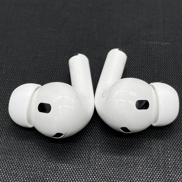 【中古】MagSafe充電ケース(USB-C)付きAirPods Pro(第2世代) MTJV3JA【秋葉原】
