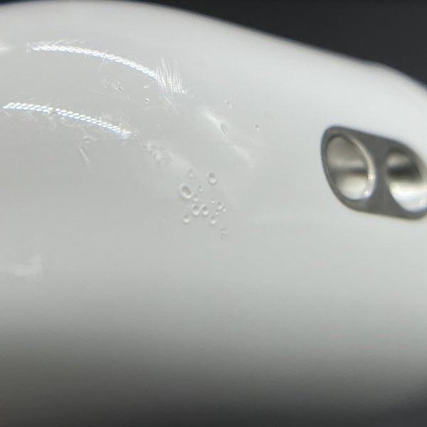 【中古】MagSafe充電ケース(USB-C)付きAirPods Pro(第2世代) MTJV3JA【秋葉原】