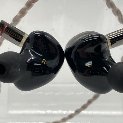 【中古】PERFORMER 8【秋葉原】