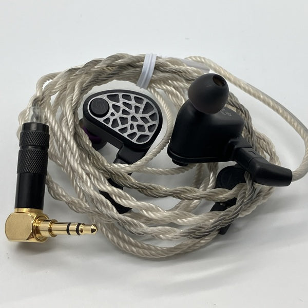 64 AUDIO 【中古】U18s 【64A-8649】【秋葉原】 – e☆イヤホン