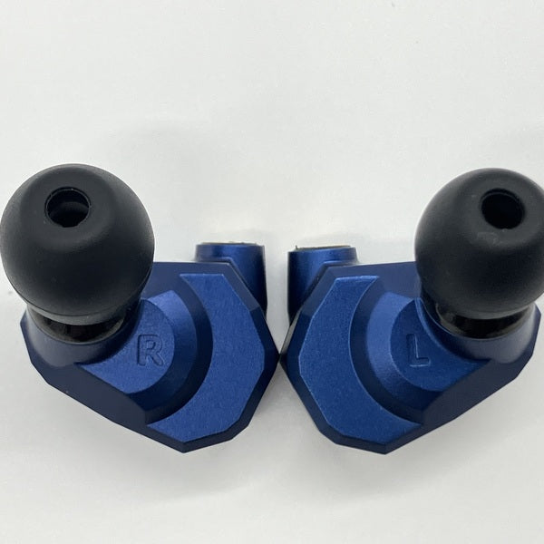 【中古】Mammoth 【CAM-5584】(ケーブル欠品)【秋葉原】