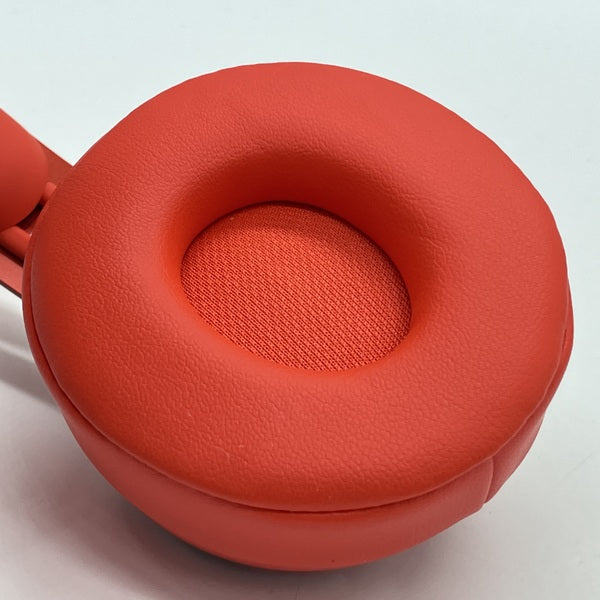 【中古】Beats Solo Pro More Matte Collection レッド 【MRJC2FE/A】【秋葉原】