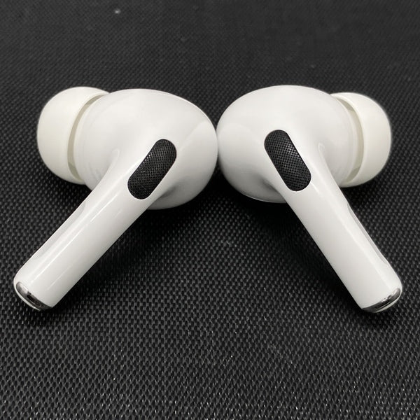 【中古】MagSafe充電ケース(USB-C)付きAirPods Pro(第2世代) MTJV3JA【日本橋】