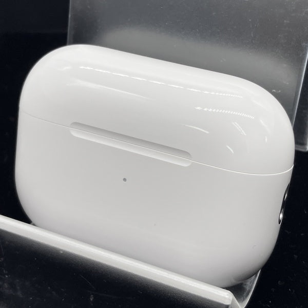 【中古】MagSafe充電ケース(USB-C)付きAirPods Pro(第2世代) MTJV3JA【日本橋】