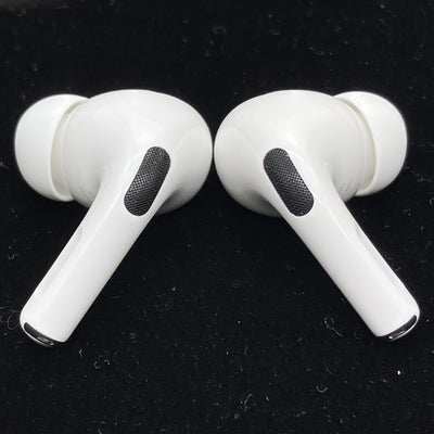 【中古】MagSafe充電ケース(USB-C)付きAirPods Pro(第2世代) MTJV3JA【日本橋】