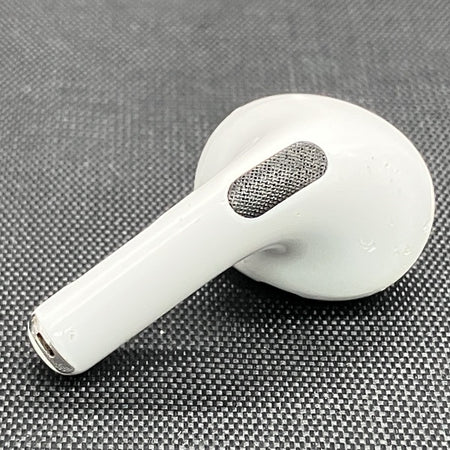 AirPods Pro 中古　（充電コード・イヤホンチップS・L付き） Amazon | AirPods Pro イヤーピース 交換用 6ペア [S/M/Lサイズ