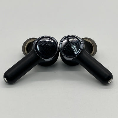 【中古】QUANTUM TWS ブラック 【JBLQUANTUMTWSBLK】【日本橋】