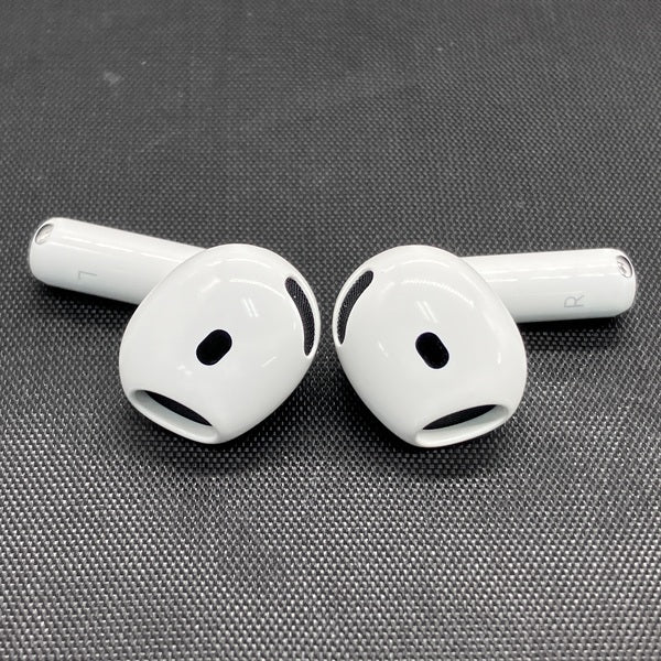 【中古】AirPods 4 MXP93J/A（アクティブノイズキャンセリング搭載）【名古屋】