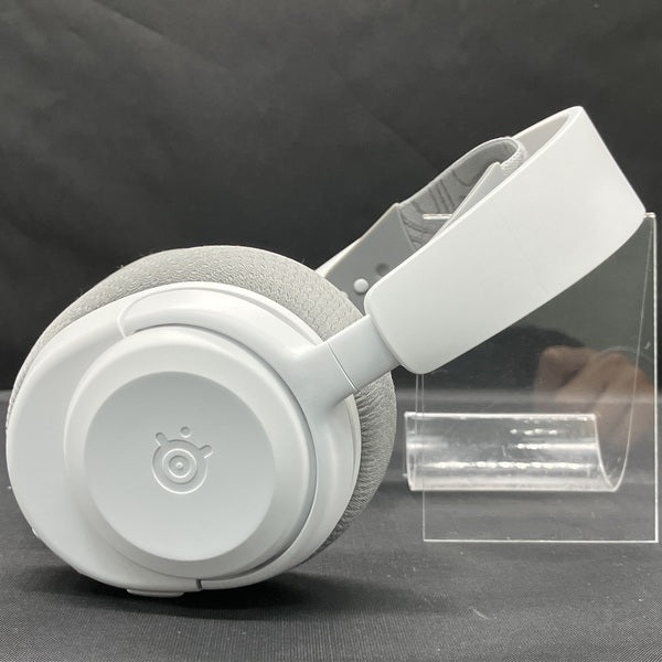 【中古】Arctis Nova 3P Wireless ホワイト【日本橋】