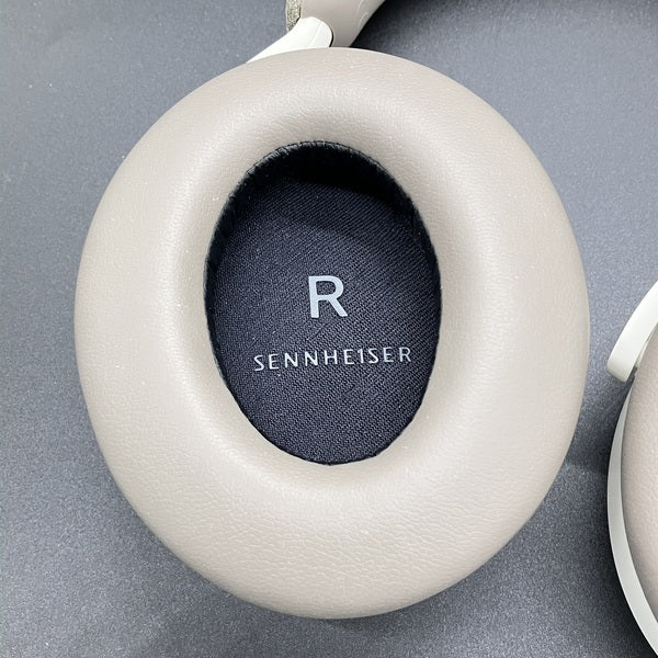 SENNHEISER 【中古】MOMENTUM 4 Wireless ホワイト 【M4AEBT WHITE
