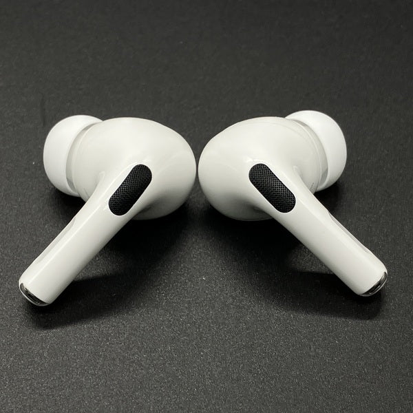 【中古】MagSafe充電ケース(USB-C)付きAirPods Pro(第2世代) MTJV3JA【秋葉原】