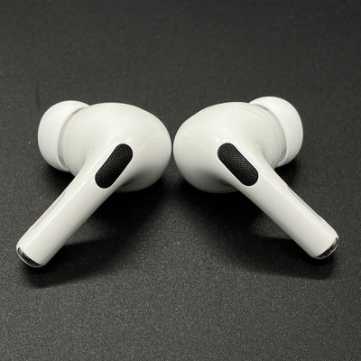 【中古】MagSafe充電ケース(USB-C)付きAirPods Pro(第2世代) MTJV3JA【秋葉原】