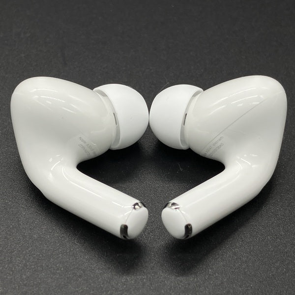 【中古】MagSafe充電ケース(USB-C)付きAirPods Pro(第2世代) MTJV3JA【秋葉原】